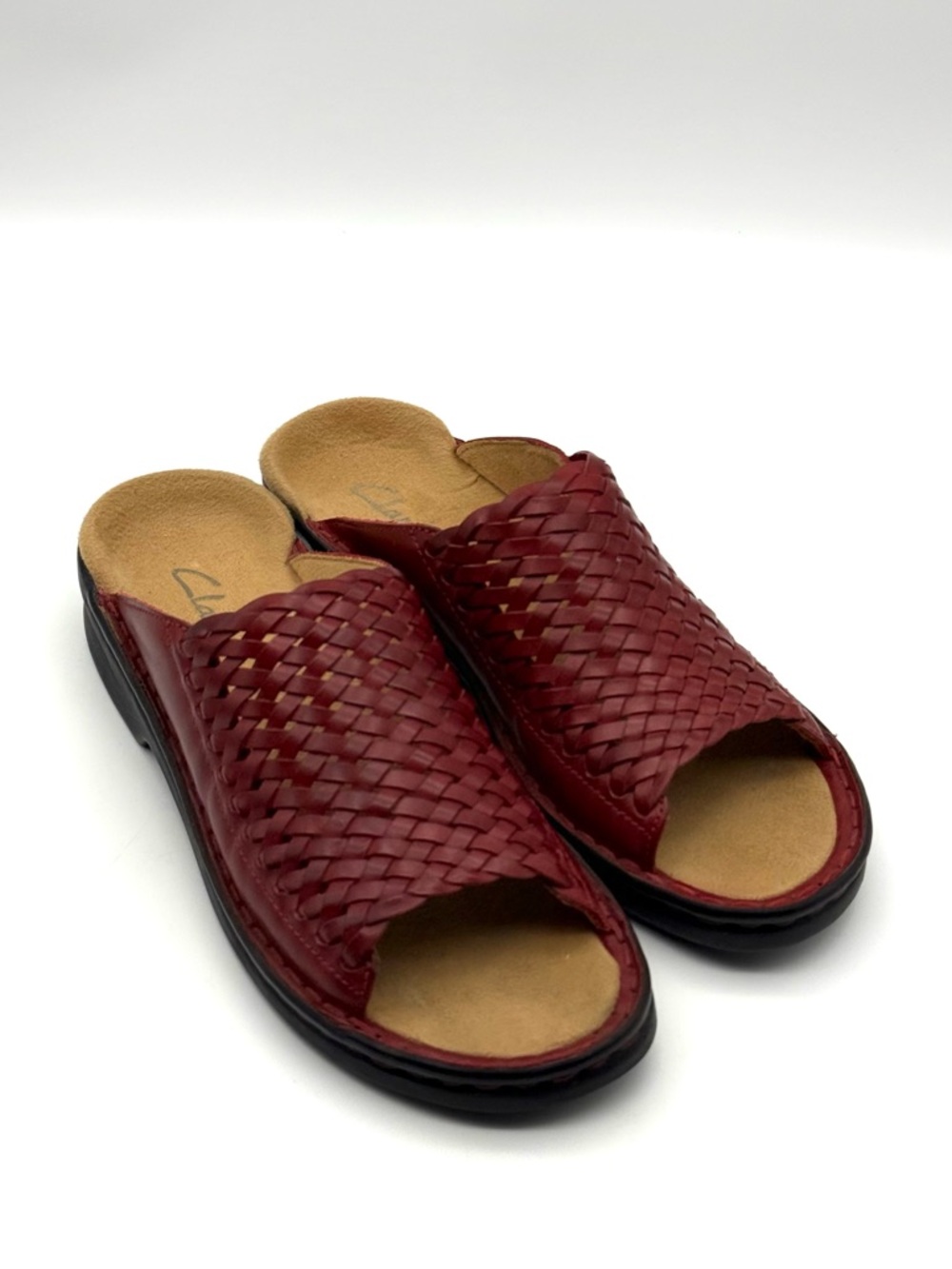 Clark’s Ina Fancy Woven Leather Sandal Red 8 NARROW